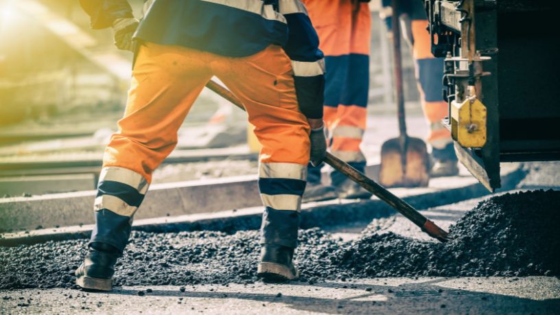 Obras na Rua Dona Leopoldina impactam acesso ao estacionamento da SOGIPA e exigem adaptação dos usuários