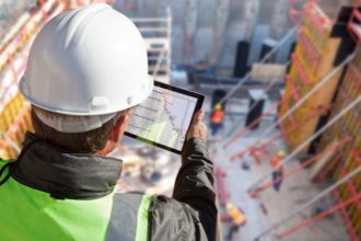 Tecnologia de ponta na gestão de obras: como a inovação está transformando a construção civil no Brasil
